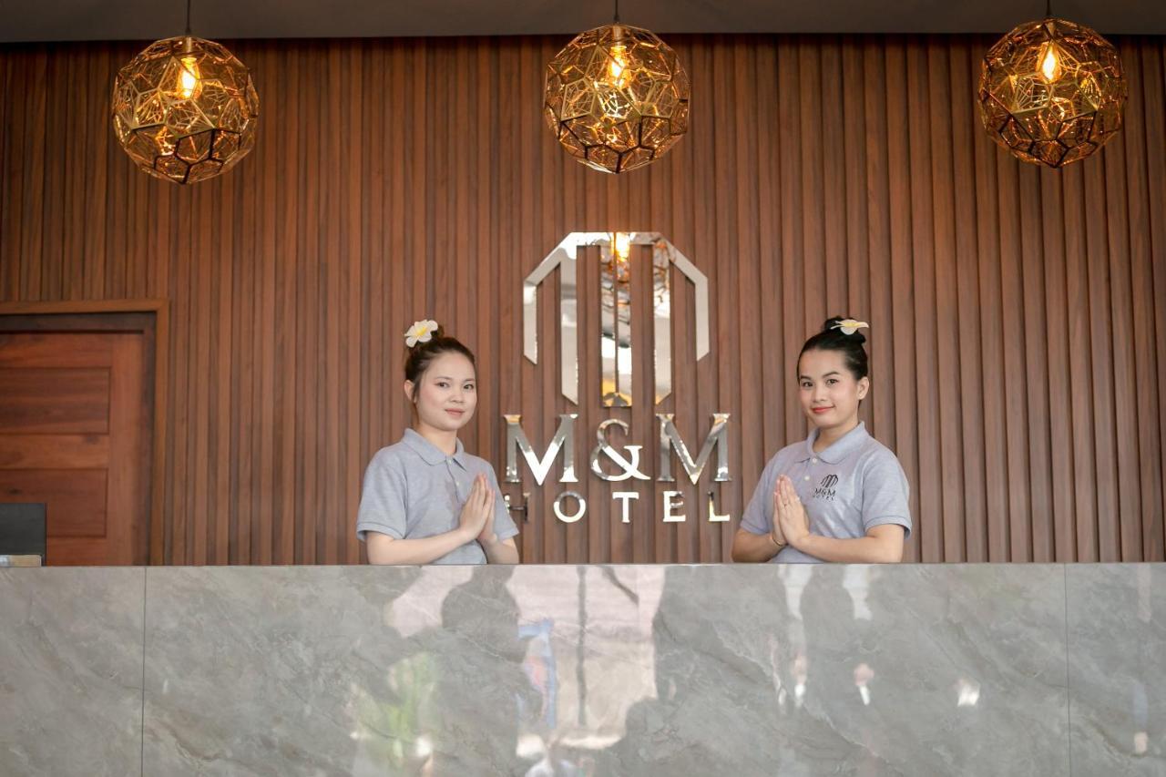 M&M Hotel Vang Vieng Exteriér fotografie