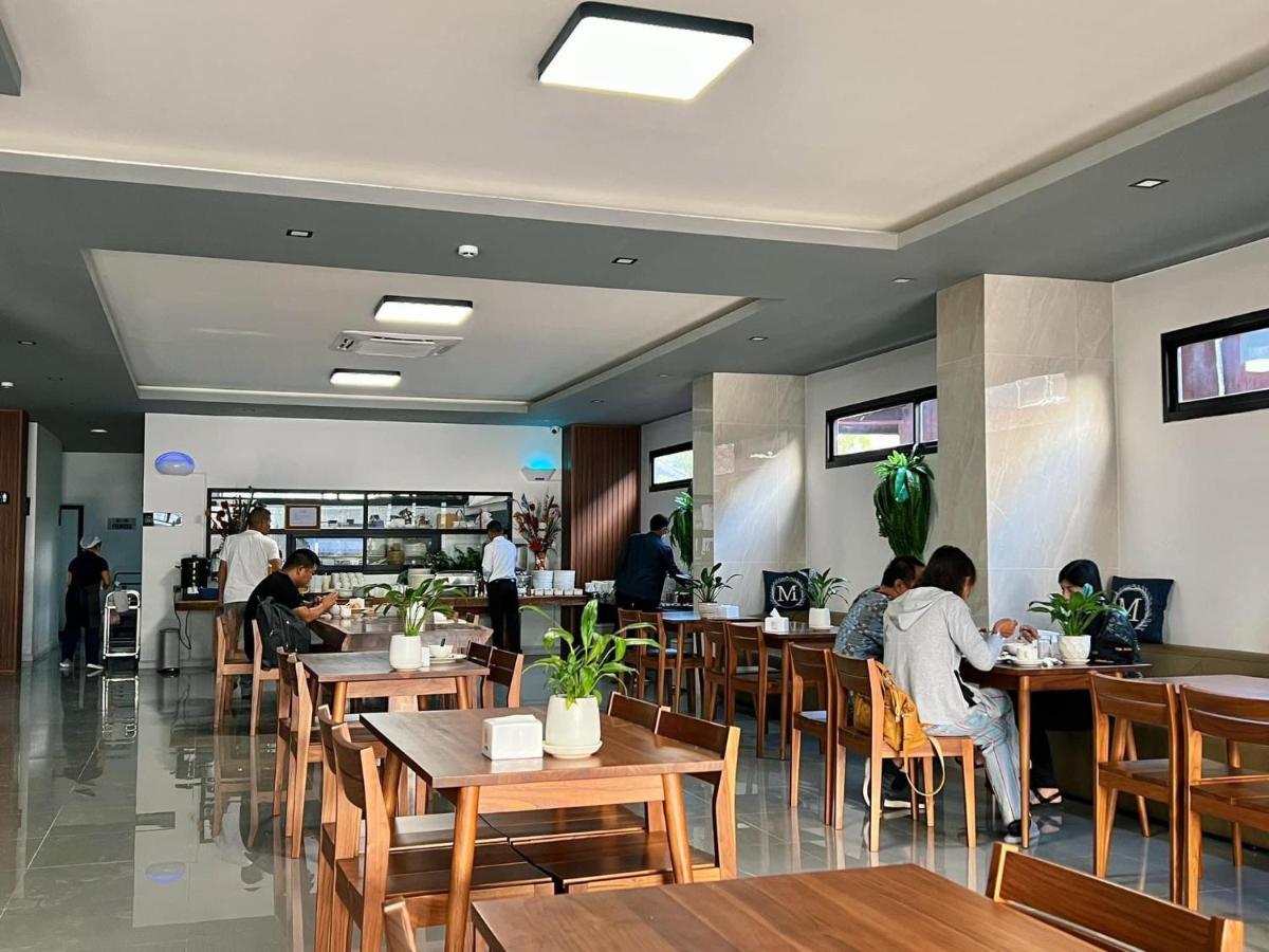 M&M Hotel Vang Vieng Exteriér fotografie